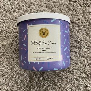 Peanut Butter & Jelly Ice Cream candle